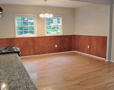 3047 Alston Drive - Photo Thumbnail 2
