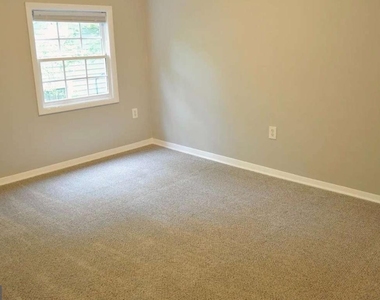 3047 Alston Drive - Photo Thumbnail 7