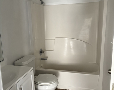 3859 Shenfield Drive - Photo Thumbnail 11