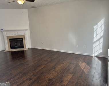 3859 Shenfield Drive - Photo Thumbnail 1
