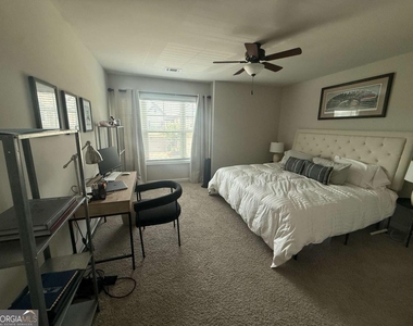 5639 Parkview Lane - Photo Thumbnail 7