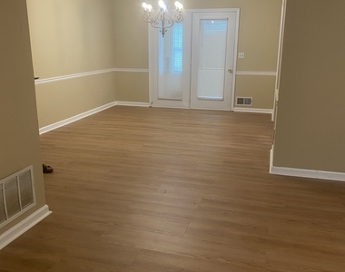 218 Benton Fields - Photo Thumbnail 2