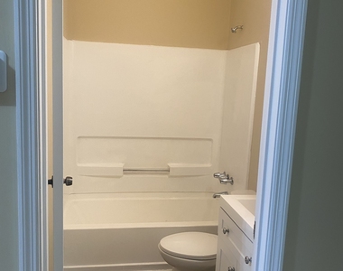 218 Benton Fields - Photo Thumbnail 8