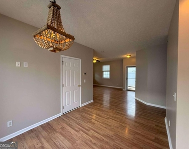 128 Windcroft Lane Nw - Photo Thumbnail 6
