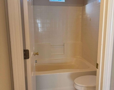 128 Windcroft Lane Nw - Photo Thumbnail 11