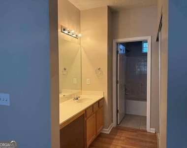 128 Windcroft Lane Nw - Photo Thumbnail 8