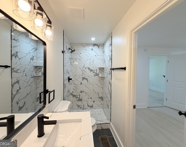556 Church Street Nw - Photo Thumbnail 13