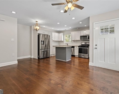 2952 Palm Drive - Photo Thumbnail 6