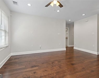 2952 Palm Drive - Photo Thumbnail 4