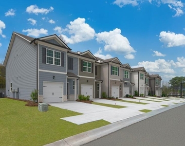 2017 Roseleigh Drive - Photo Thumbnail 1