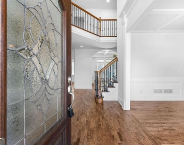 1475 Boomer Circle - Photo Thumbnail 7