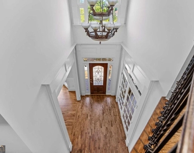 1475 Boomer Circle - Photo Thumbnail 24