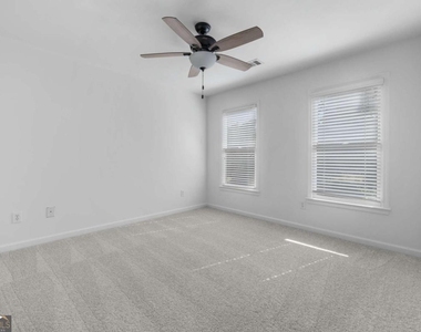 1475 Boomer Circle - Photo Thumbnail 38