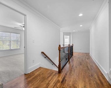 1475 Boomer Circle - Photo Thumbnail 22