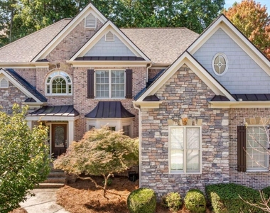 1475 Boomer Circle - Photo Thumbnail 1
