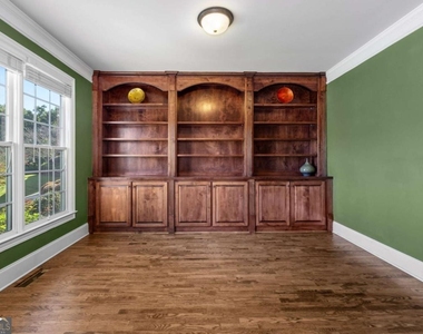 1475 Boomer Circle - Photo Thumbnail 9