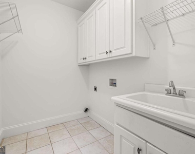 1475 Boomer Circle - Photo Thumbnail 21