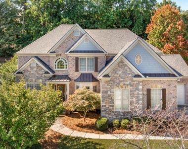 1475 Boomer Circle - Photo Thumbnail 2