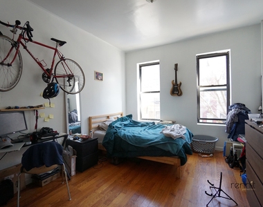 319 Jefferson Street - Photo Thumbnail 13