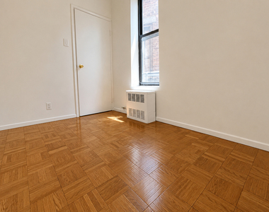 323A East 89th Street - Photo Thumbnail 6