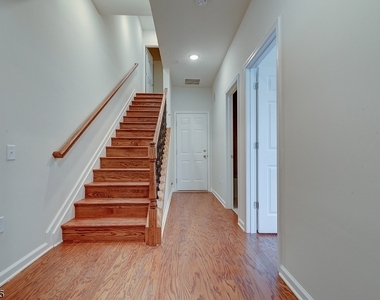 15 Braeburn Ct - Photo Thumbnail 18