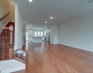 15 Braeburn Ct - Photo Thumbnail 4