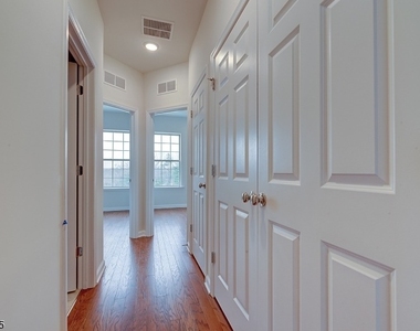 15 Braeburn Ct - Photo Thumbnail 6