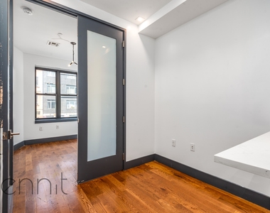 174 Knickerbocker Avenue - Photo Thumbnail 3