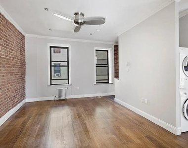 326 West 100th Street - Photo Thumbnail 13