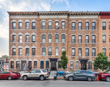 127 Thames Street - Photo Thumbnail 11