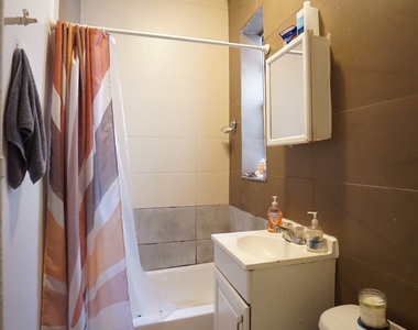 1354 Willoughby Avenue - Photo Thumbnail 7