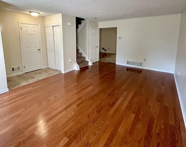 3 Whistler Drive - Photo Thumbnail 4