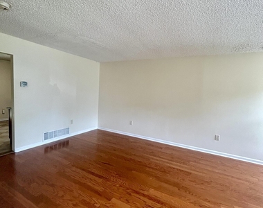 3 Whistler Drive - Photo Thumbnail 5