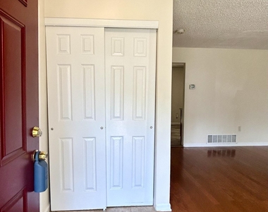 3 Whistler Drive - Photo Thumbnail 2
