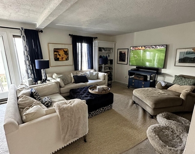 57 Bridgewaters Drive - Photo Thumbnail 9