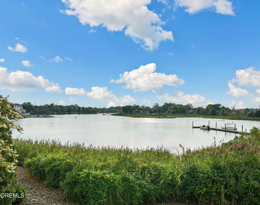 57 Bridgewaters Drive - Photo Thumbnail 18