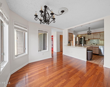 57 Bridgewaters Drive - Photo Thumbnail 12
