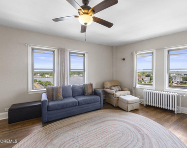 400 Deal Lake Drive - Photo Thumbnail 7