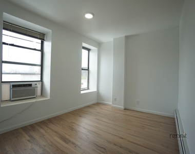 744 Myrtle Avenue - Photo Thumbnail 4