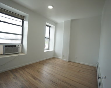 744 Myrtle Avenue - Photo Thumbnail 10