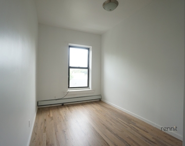 744 Myrtle Avenue - Photo Thumbnail 9
