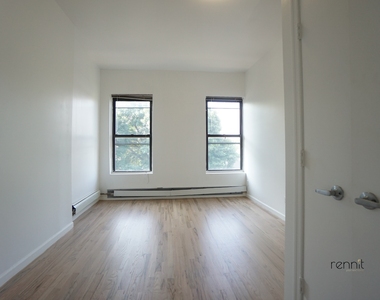 744 Myrtle Avenue - Photo Thumbnail 3