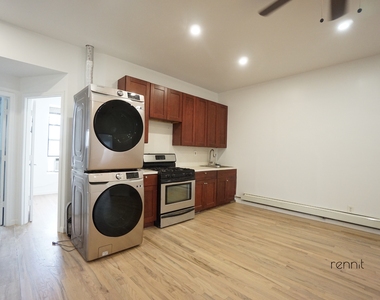744 Myrtle Avenue - Photo Thumbnail 2
