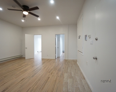 744 Myrtle Avenue - Photo Thumbnail 6