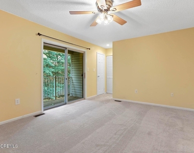 7 Stuart Drive - Photo Thumbnail 15