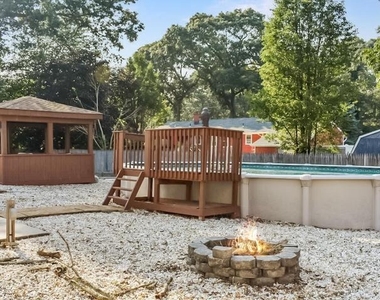 309 Holly Boulevard - Photo Thumbnail 29