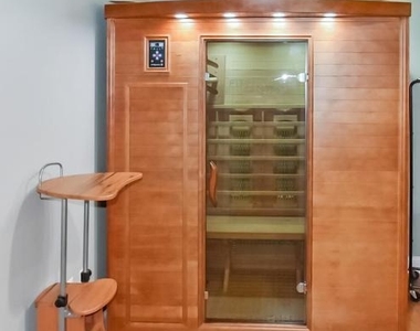 309 Holly Boulevard - Photo Thumbnail 16