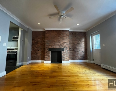 Avenue B - Photo Thumbnail 1
