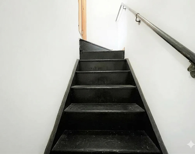 212 east 10th street - Photo Thumbnail 6
