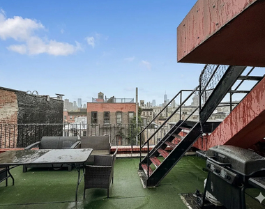 212 east 10th street - Photo Thumbnail 2